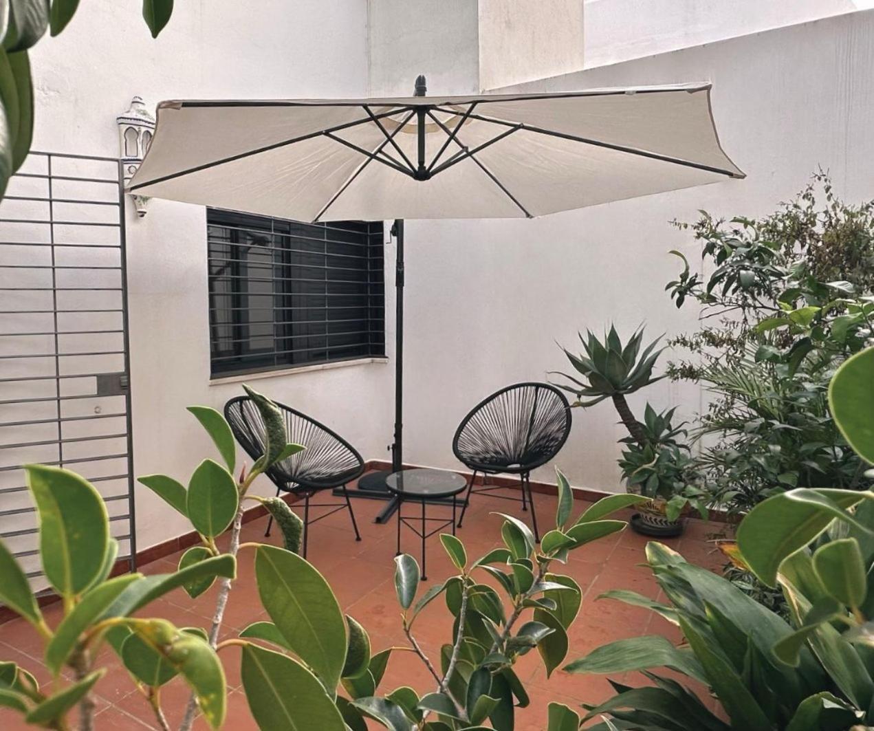 Apartamento-Pension El Trianero Junto Al Rio Севиля Екстериор снимка